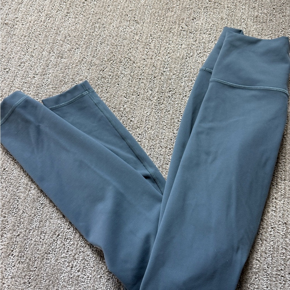 Lululemon Wunder Train High-Rise Tight 28"